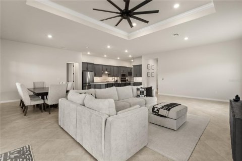 Casa en venta en Orlando, Florida, 4 dormitorios, 273.69 m2 № 2396780 - foto 11