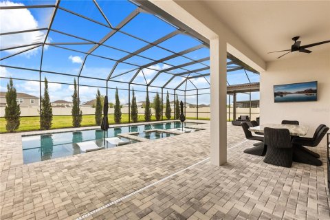 Casa en venta en Orlando, Florida, 4 dormitorios, 273.69 m2 № 2396780 - foto 2