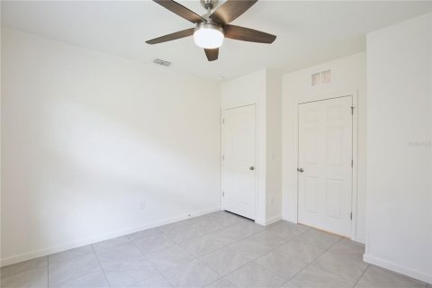 House in Mims, Florida 4 bedrooms, 178.84 sq.m. № 2333883 - photo 25