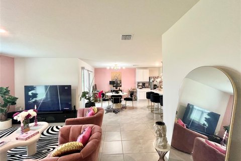 Villa ou maison à vendre à Ocala, Floride: 4 chambres, 169.83 m2 № 2314599 - photo 9