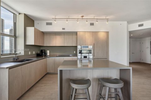 Condominio en venta en Hollywood, Florida, 2 dormitorios, 99.87 m2 № 2019975 - foto 7