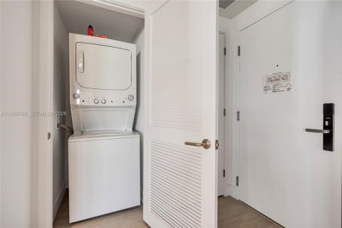 Condominio en venta en Hollywood, Florida, 2 dormitorios, 99.87 m2 № 2019975 - foto 25
