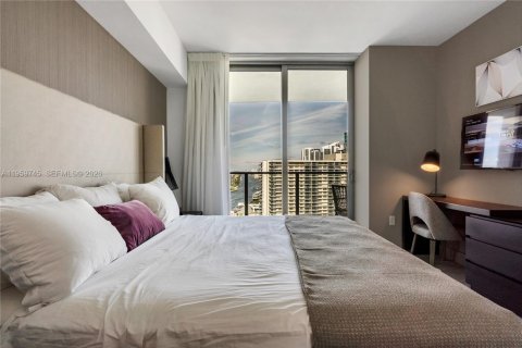 Condominio en venta en Hollywood, Florida, 2 dormitorios, 99.87 m2 № 2019975 - foto 13
