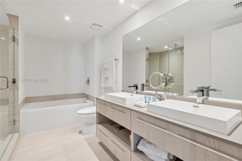 Condominio en venta en Hollywood, Florida, 2 dormitorios, 99.87 m2 № 2019975 - foto 18