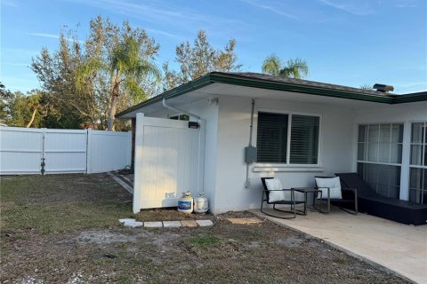 Villa ou maison à vendre à Sarasota, Floride: 4 chambres, 220.46 m2 № 1813486 - photo 26