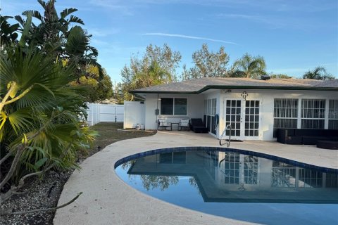 Villa ou maison à vendre à Sarasota, Floride: 4 chambres, 220.46 m2 № 1813486 - photo 24