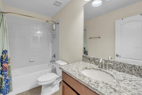 House in Land O' Lakes, Florida 6 bedrooms, 290.51 sq.m. № 1885553 - photo 25