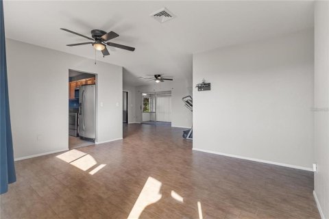 Villa ou maison à louer à Port Charlotte, Floride: 3 chambres, 129.97 m2 № 2096890 - photo 6