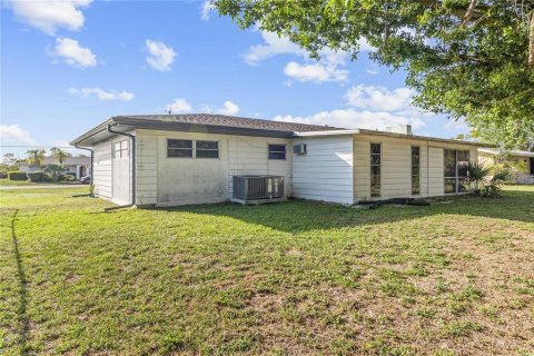 Villa ou maison à louer à Port Charlotte, Floride: 3 chambres, 129.97 m2 № 2096890 - photo 27