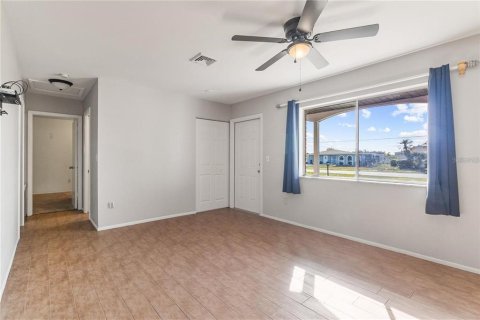 Villa ou maison à louer à Port Charlotte, Floride: 3 chambres, 129.97 m2 № 2096890 - photo 5