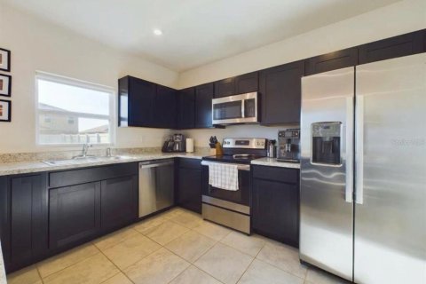 Villa ou maison à louer à Winter Haven, Floride: 4 chambres, 213.68 m2 № 2394199 - photo 8