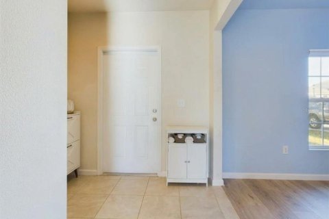 Villa ou maison à louer à Winter Haven, Floride: 4 chambres, 213.68 m2 № 2394199 - photo 10
