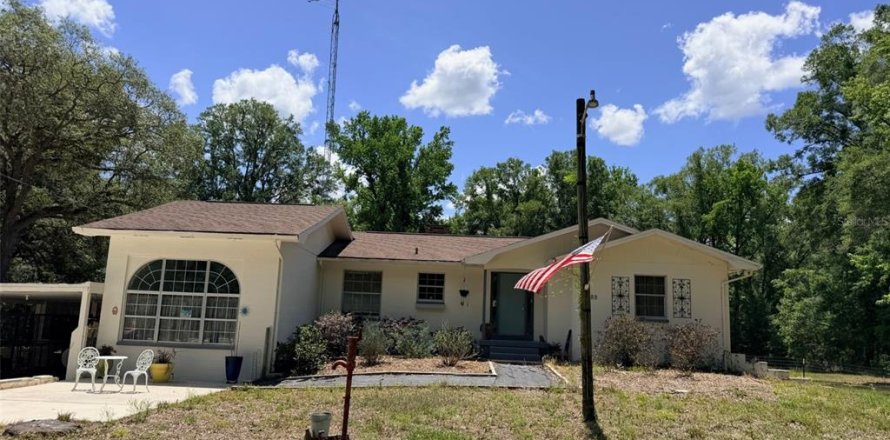 House in Old Town, Florida 2 bedrooms, 282.61 sq.m. № 2166068
