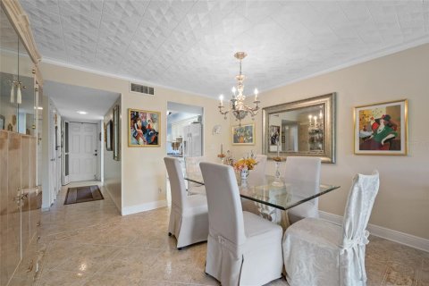 Copropriété à vendre à Clearwater, Floride: 2 chambres, 99.41 m2 № 2403500 - photo 16