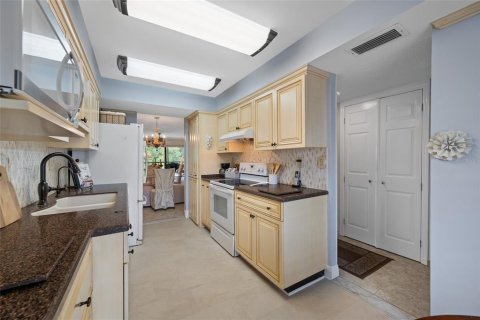 Copropriété à vendre à Clearwater, Floride: 2 chambres, 99.41 m2 № 2403500 - photo 10
