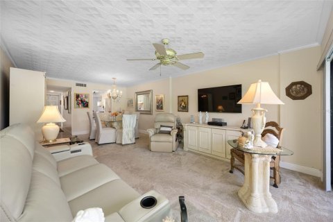 Copropriété à vendre à Clearwater, Floride: 2 chambres, 99.41 m2 № 2403500 - photo 19