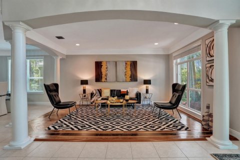 House in Parkland, Florida 4 bedrooms, 315.87 sq.m. № 2190214 - photo 8
