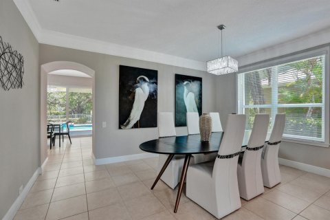 House in Parkland, Florida 4 bedrooms, 315.87 sq.m. № 2190214 - photo 16