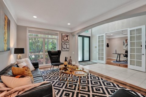 House in Parkland, Florida 4 bedrooms, 315.87 sq.m. № 2190214 - photo 10