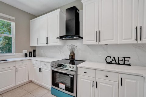 House in Parkland, Florida 4 bedrooms, 315.87 sq.m. № 2190214 - photo 25