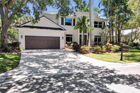 House in Parkland, Florida 4 bedrooms, 315.87 sq.m. № 2190214