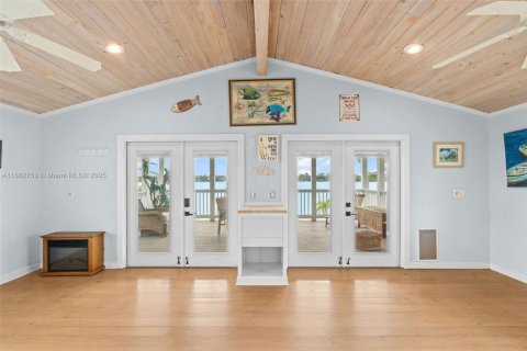 House in Grant-Valkaria, Florida 3 bedrooms, 173.91 sq.m. № 1931955 - photo 6