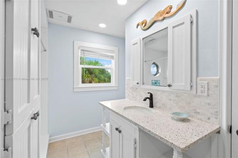 House in Grant-Valkaria, Florida 3 bedrooms, 173.91 sq.m. № 1931955 - photo 26