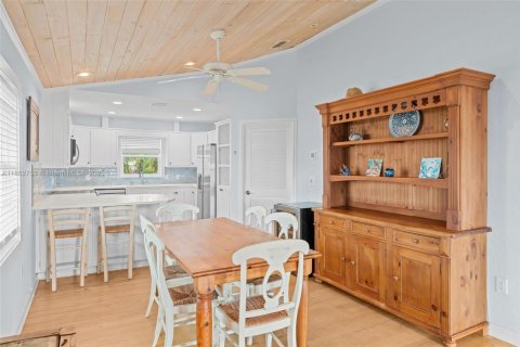 House in Grant-Valkaria, Florida 3 bedrooms, 173.91 sq.m. № 1931955 - photo 29