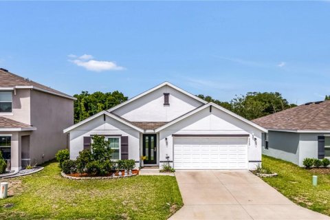 House in Wildwood, Florida 4 bedrooms, 168.71 sq.m. № 2196051 - photo 2