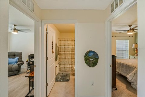 House in Wildwood, Florida 4 bedrooms, 168.71 sq.m. № 2196051 - photo 21