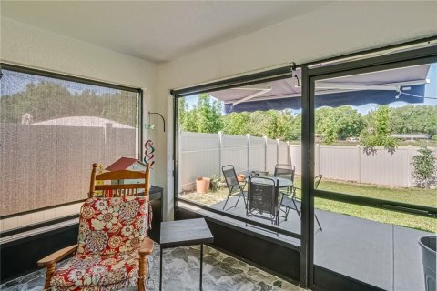 House in Wildwood, Florida 4 bedrooms, 168.71 sq.m. № 2196051 - photo 24