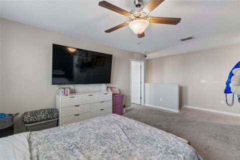 House in Ruskin, Florida 4 bedrooms, 240.52 sq.m. № 2120806 - photo 23