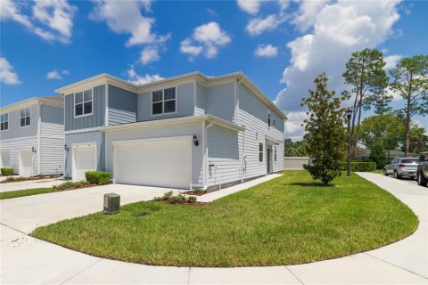 Touwnhouse à vendre à Winter Park, Floride: 3 chambres, 165.55 m2 № 2308796 - photo 2