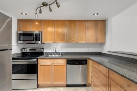 Condominio en venta en Key Biscayne, Florida, 2 dormitorios, 103.03 m2 № 1983923 - foto 4