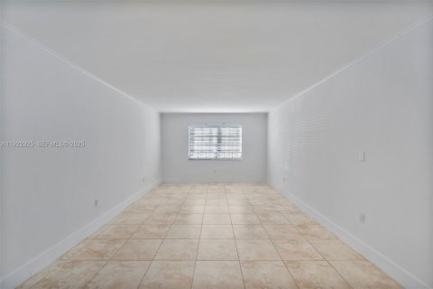 Condominio en venta en Key Biscayne, Florida, 2 dormitorios, 103.03 m2 № 1983923 - foto 12