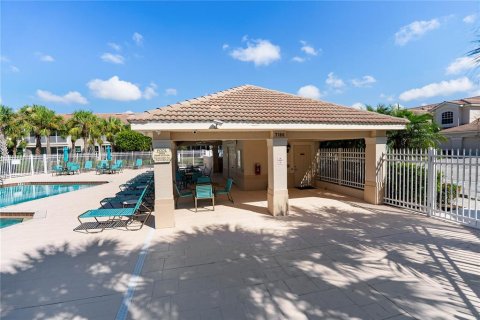 Touwnhouse à vendre à Sarasota, Floride: 3 chambres, 173.08 m2 № 1894022 - photo 19