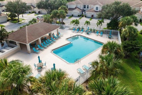 Touwnhouse à vendre à Sarasota, Floride: 3 chambres, 173.08 m2 № 1894022 - photo 12