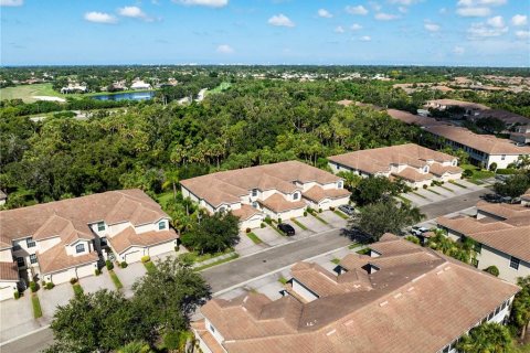 Touwnhouse à vendre à Sarasota, Floride: 3 chambres, 173.08 m2 № 1894022 - photo 13