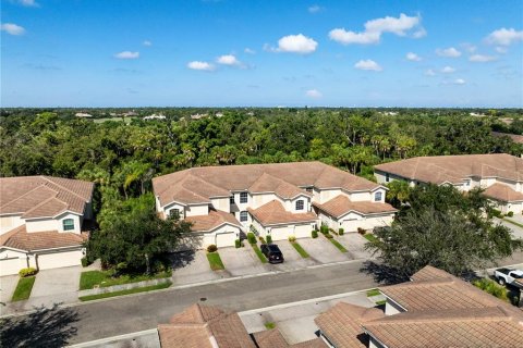 Touwnhouse à vendre à Sarasota, Floride: 3 chambres, 173.08 m2 № 1894022 - photo 14