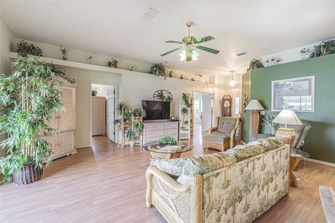 Casa en venta en San Antonio, Florida, 3 dormitorios, 149.02 m2 № 1906139 - foto 5