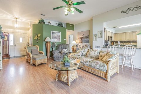 Casa en venta en San Antonio, Florida, 3 dormitorios, 149.02 m2 № 1906139 - foto 10