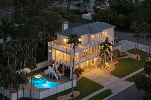 Villa ou maison à Palm Harbor, Floride 4 chambres, 309.74 m2 № 2092091
