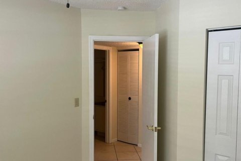 Copropriété à louer à Boca Raton, Floride: 3 chambres, 90.3 m2 № 2183277 - photo 13
