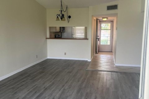 Copropriété à louer à Boca Raton, Floride: 3 chambres, 90.3 m2 № 2183277 - photo 11