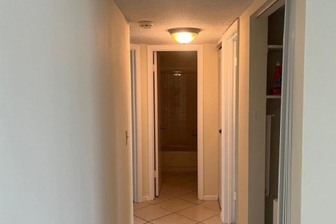 Copropriété à louer à Boca Raton, Floride: 3 chambres, 90.3 m2 № 2183277 - photo 16