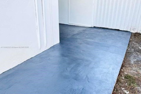 Casa en alquiler en Boynton Beach, Florida, 2 dormitorios № 1950476 - foto 18