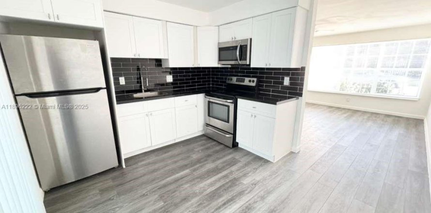 Casa en Boynton Beach, Florida 2 dormitorios № 1950476