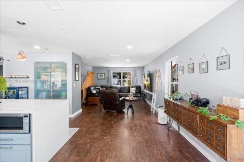 Villa ou maison à vendre à Davie, Floride: 3 chambres, 158.12 m2 № 1674980 - photo 18