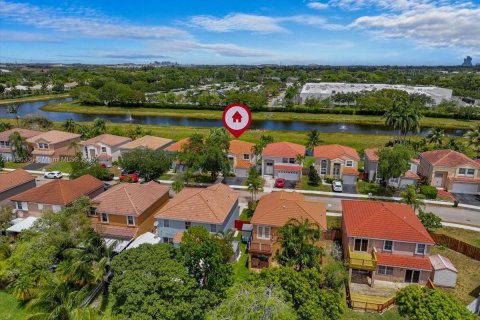 Villa ou maison à vendre à Davie, Floride: 3 chambres, 158.12 m2 № 1674980 - photo 4