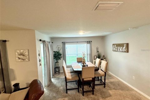 Villa ou maison à vendre à Zephyrhills, Floride: 3 chambres, 155.33 m2 № 2144711 - photo 10